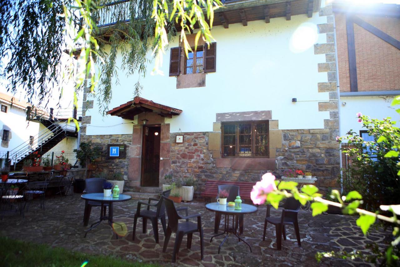 Hostal Rural Donamariako Benta Exterior photo